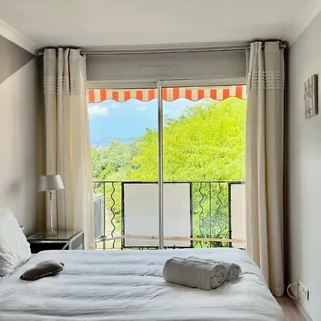 Appartement Centre Climatisation Et Parking Prive Saint-Tropez